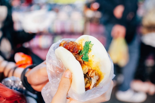 “Càng quét” hết những món ăn ngon khó cưỡng tại chợ đêm Ximending, Đài Loan